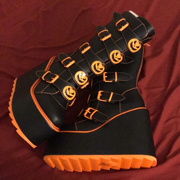 YRU Shoes - Yru Dune Jack O Lanterns